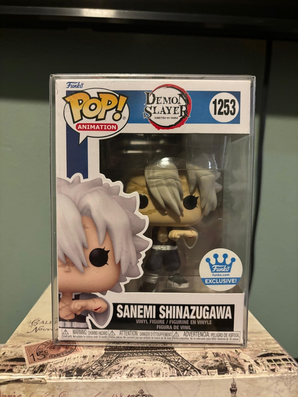 Funko Pop! Demon Slayer Sanemi Shinazugawa - White Hair, Black Outfit